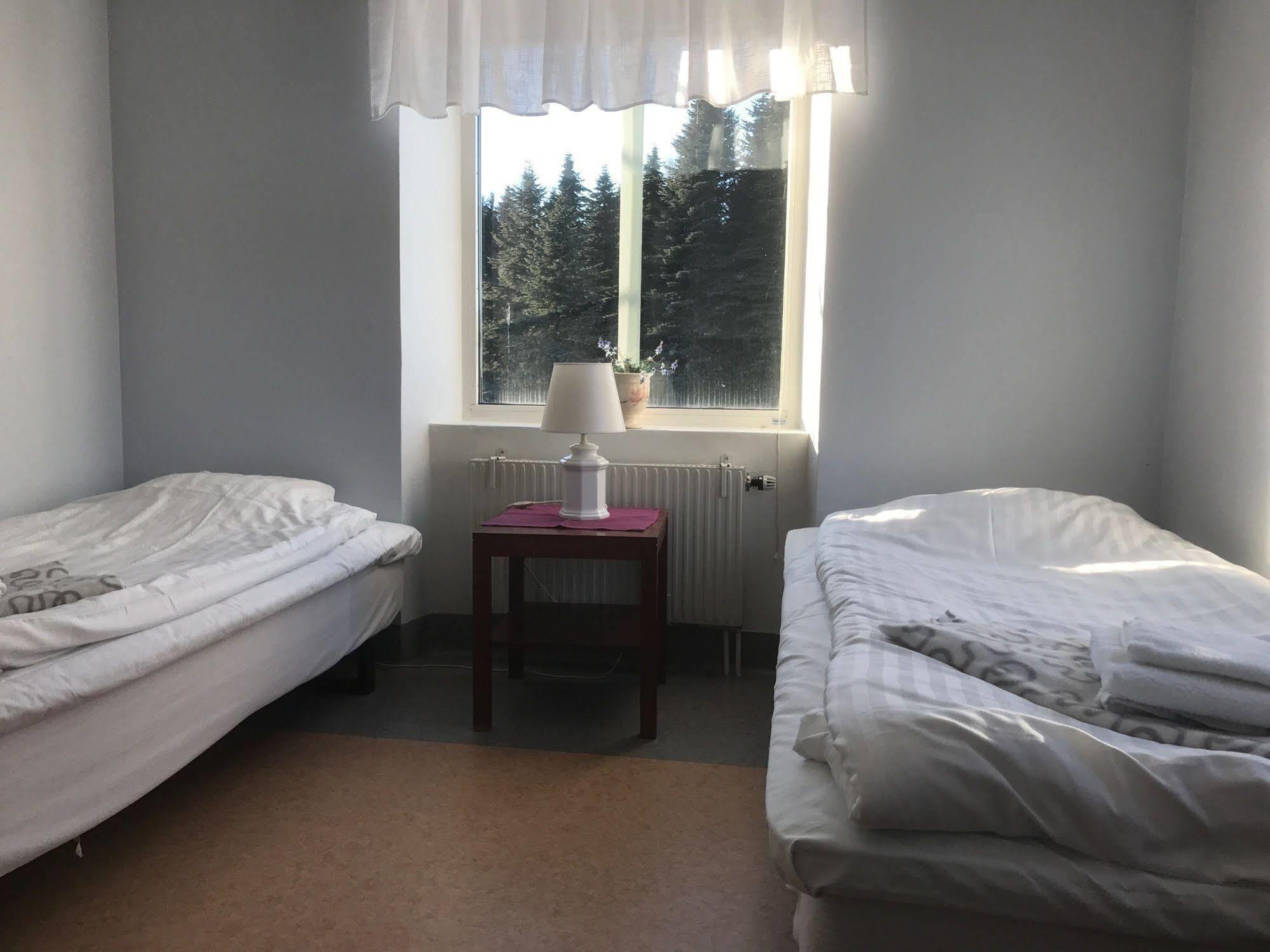 Stornasets Pensionat Och Vandrarhem Sundsvall Bagian luar foto